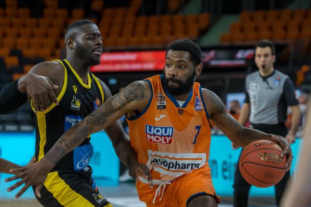 率值均高于 率值均高于