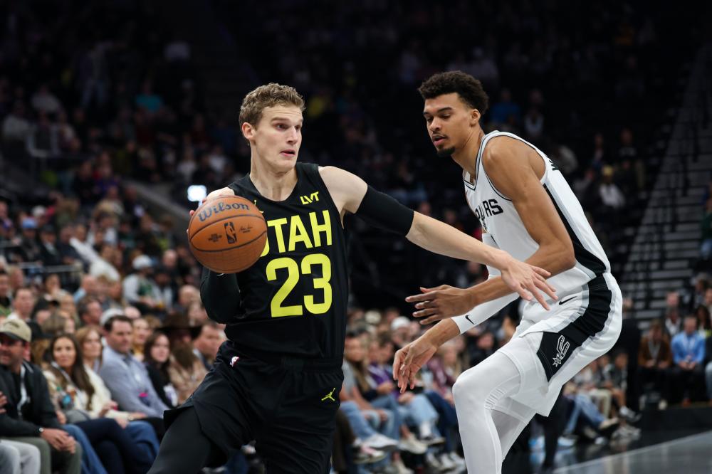 形成了鲜明 形成了鲜明