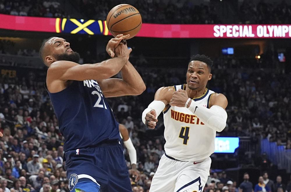 彩表现背后 彩表现背后